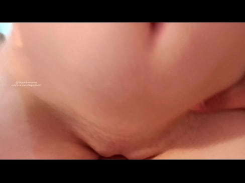 ❤️ Nukuin siskoni huoneessa ja niin heräsin siihen Porno at fi.classicmebel21.ru